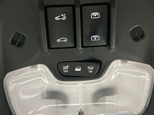 Used 2023 Chevrolet TrailBlazer RS w/ Sun and Liftgate Package image 23