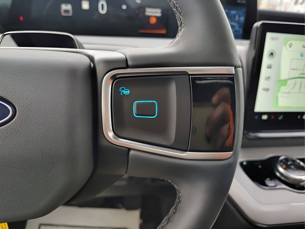 New 2026 Ford Expedition Max Active image 19