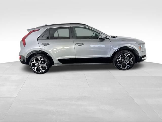 Certified 2025 Kia Niro EX Touring FWD image 6