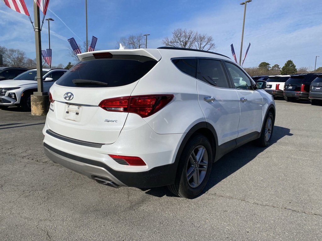 Used 2017 Hyundai Santa Fe Sport image 7