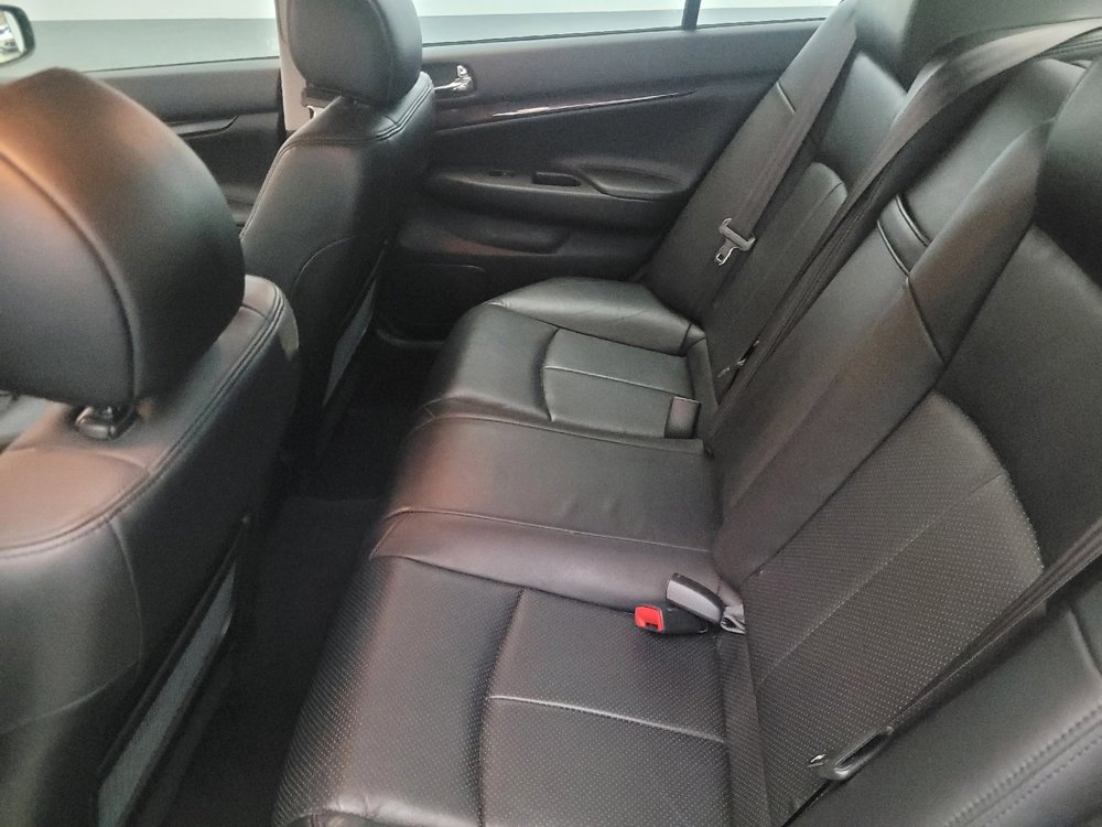 Used 2013 INFINITI G37 x w/ Premium Pkg image 18