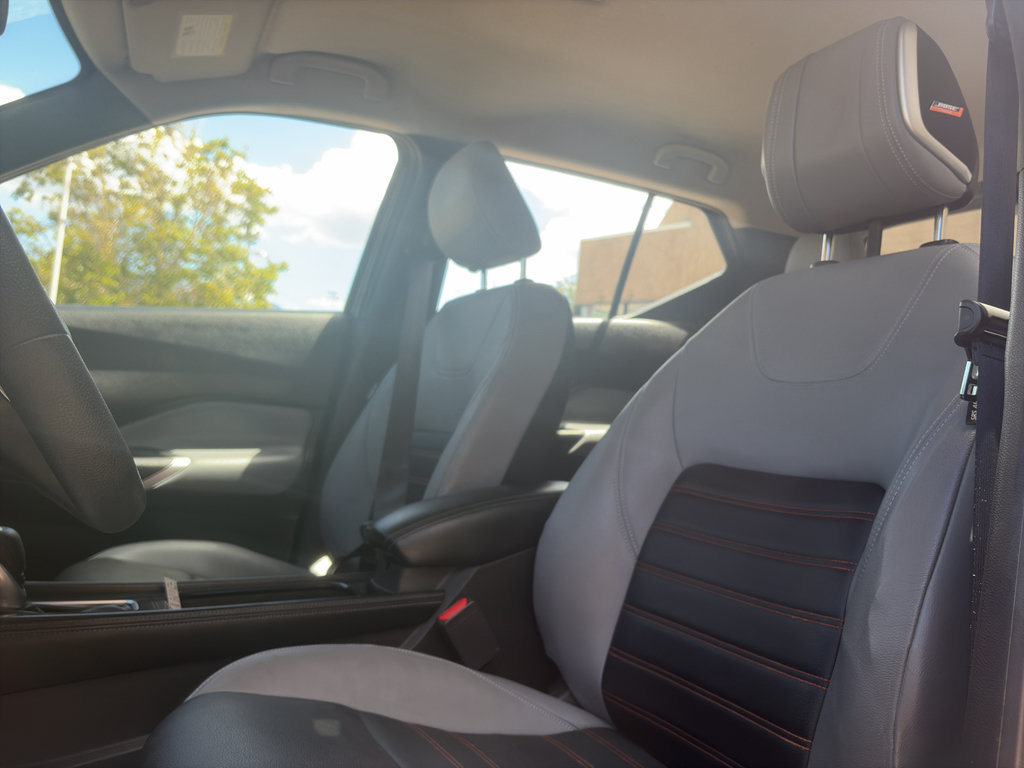 Used 2023 Nissan Kicks SR w/ SR Premium Package FWD image 16