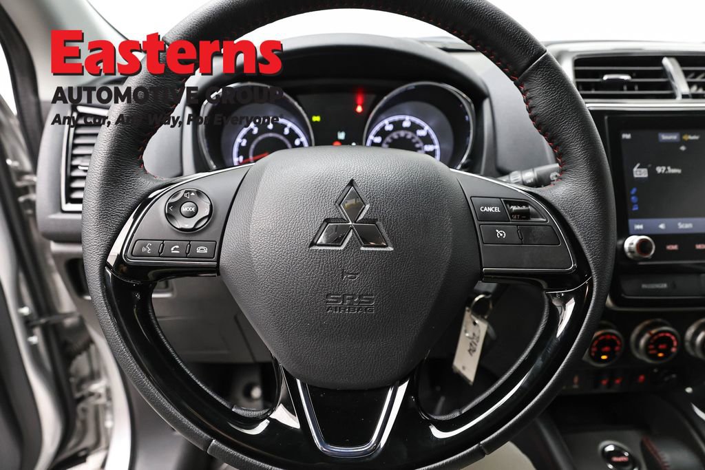 Used 2024 Mitsubishi Outlander Sport LE AWD/4WD image 10