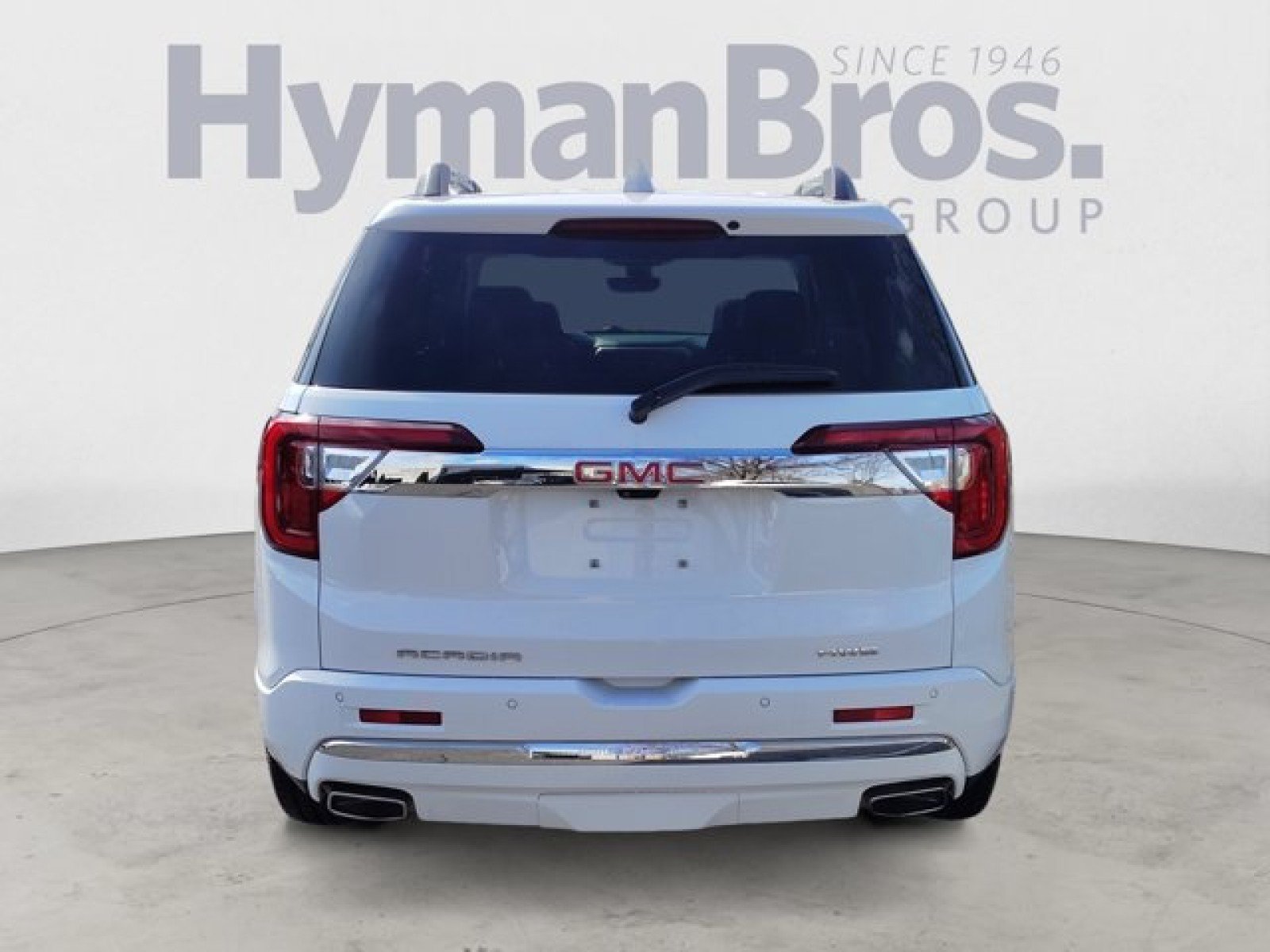 Used 2023 GMC Acadia Denali w/ Denali Ultimate Package AWD/4WD image 4