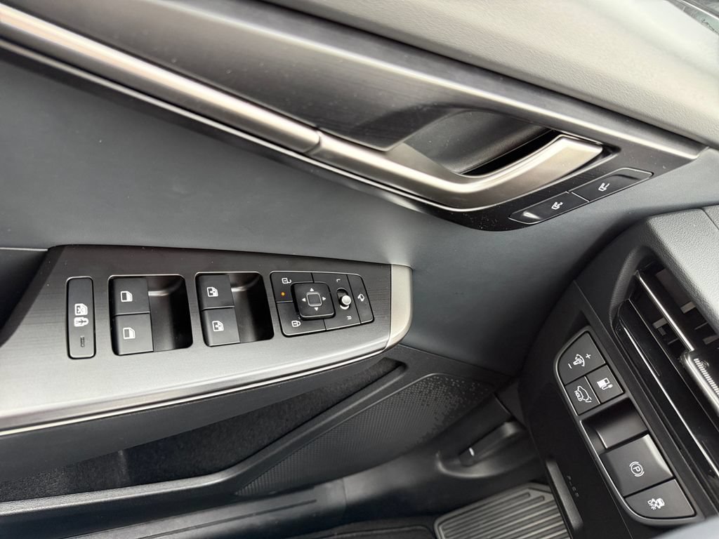 New 2026 Kia EV6 Wind RWD image 20