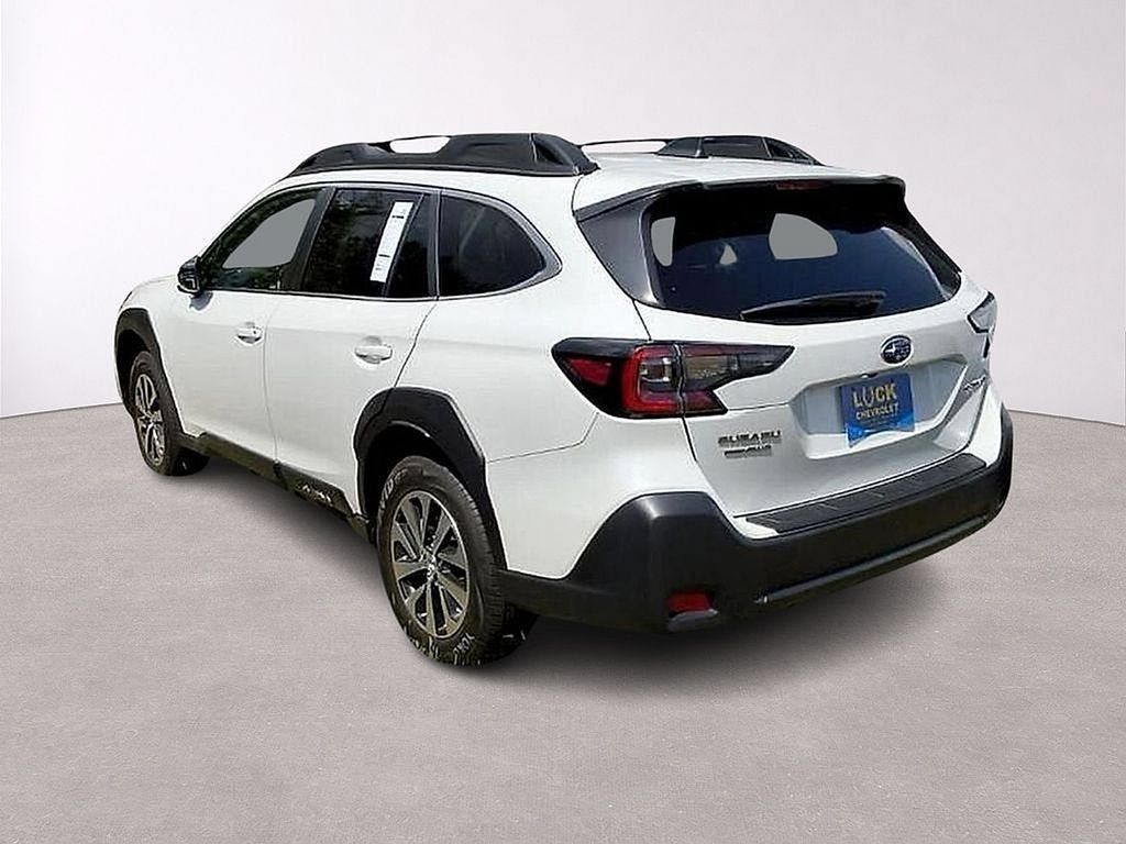 Used 2024 Subaru Outback Premium AWD/4WD image 9