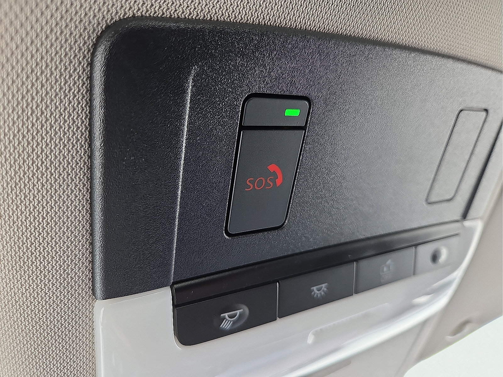 Used 2023 Nissan Rogue SV FWD image 21