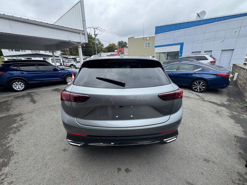 Used 2025 Buick Envision Preferred image 4