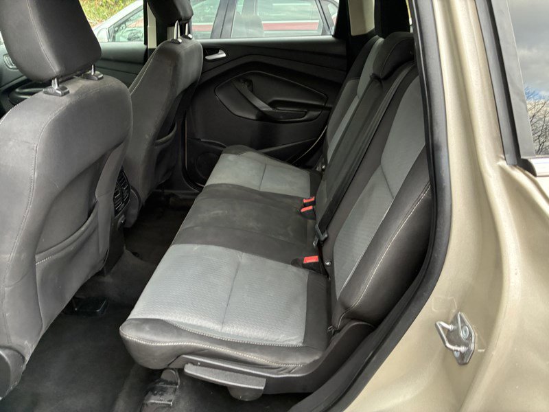 Used 2018 Ford Escape SE image 14