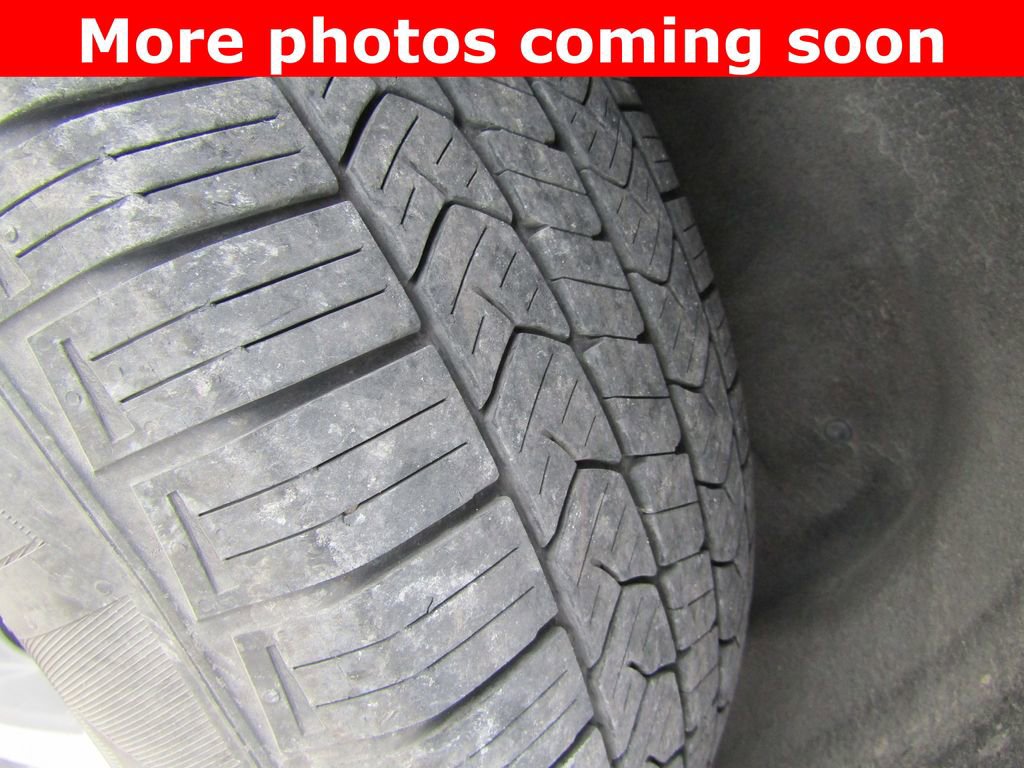 Used 2020 GMC Acadia SLT AWD/4WD image 10
