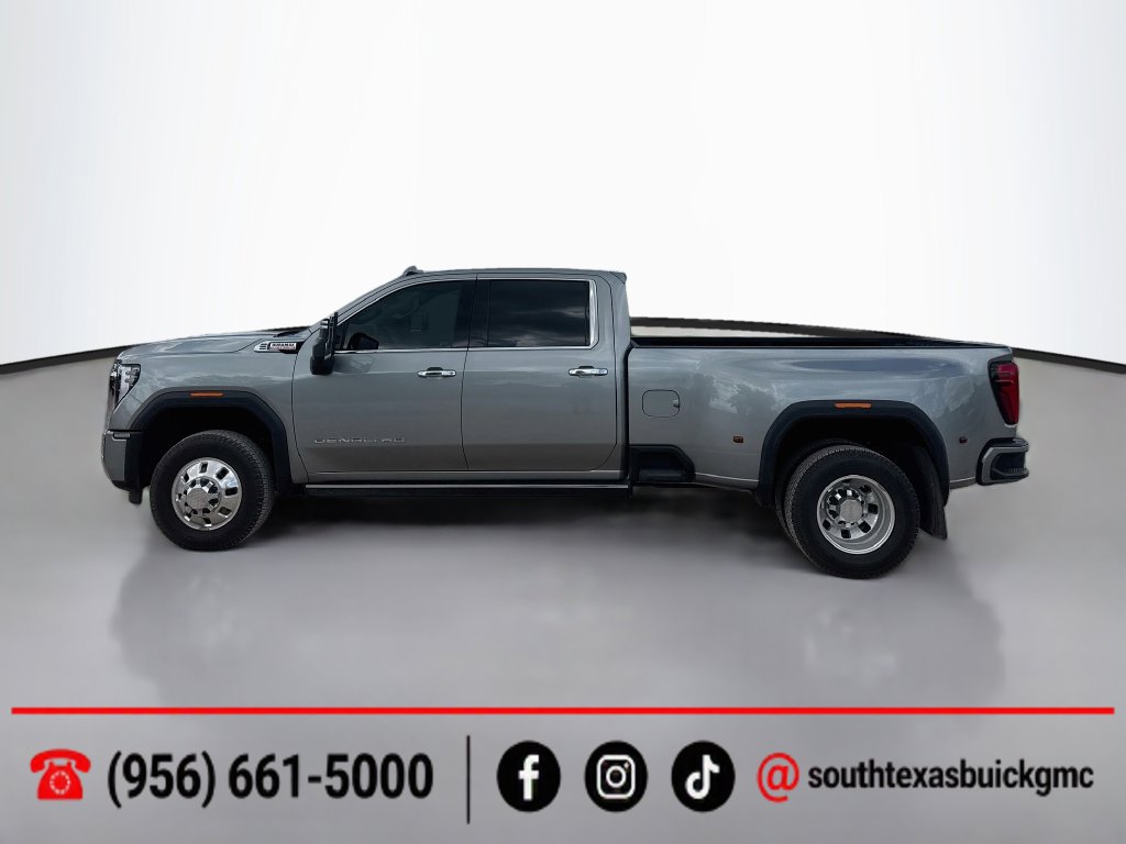 Used 2025 GMC Sierra 3500 Denali w/ Denali Reserve Package AWD/4WD image 4