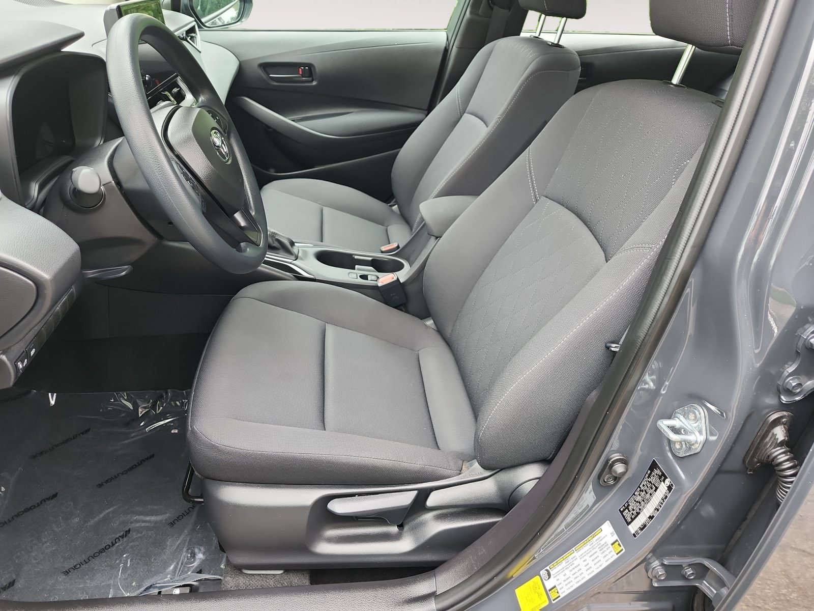 Used 2026 Toyota Corolla LE FWD image 13