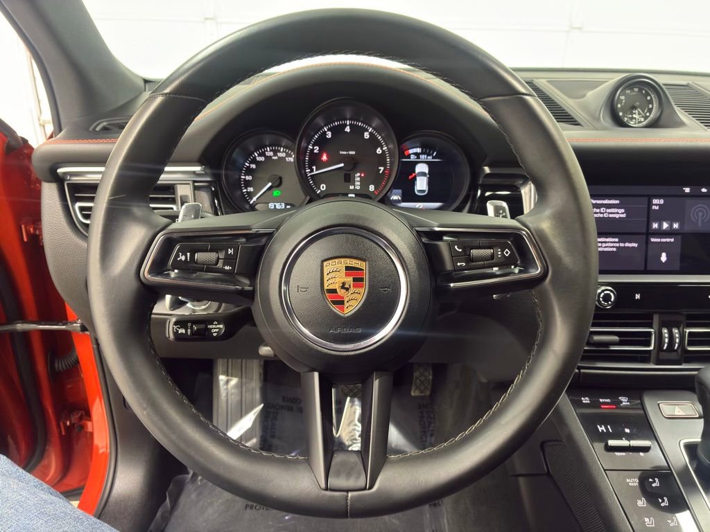 Used 2023 Porsche Macan w/ Premium Package Plus image 22