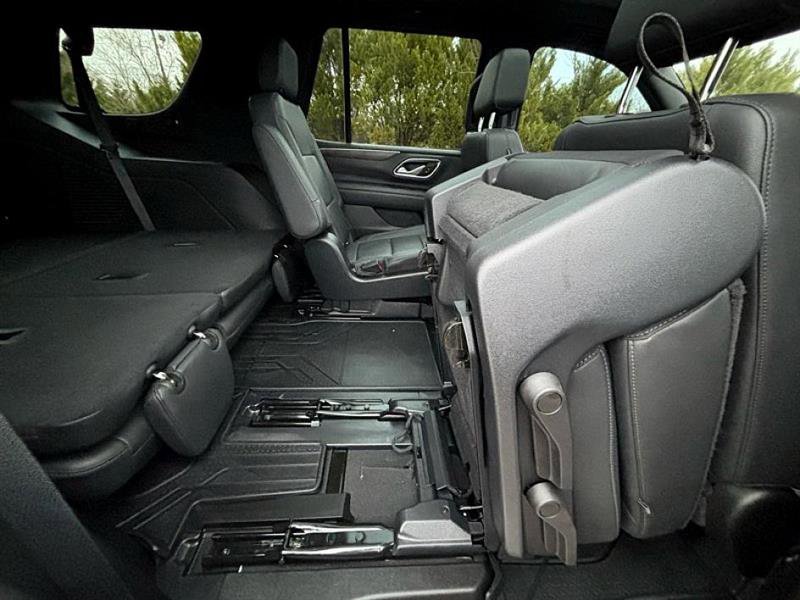 Used 2022 Chevrolet Tahoe Z71 w/ Luxury Package image 50