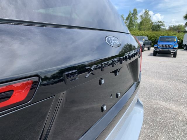 New 2025 Ford Expedition Max Platinum w/ Stealth Performance Package image 11