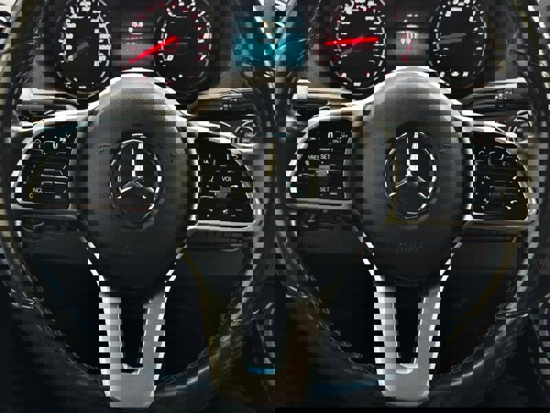 Used 2021 Mercedes-Benz Sprinter 2500 image 12