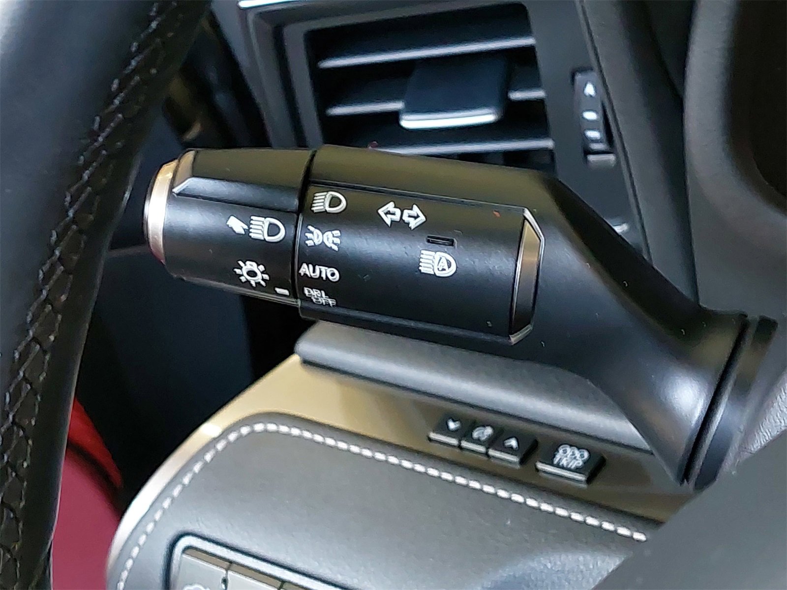 Used 2023 Lexus LC 500 Convertible image 20