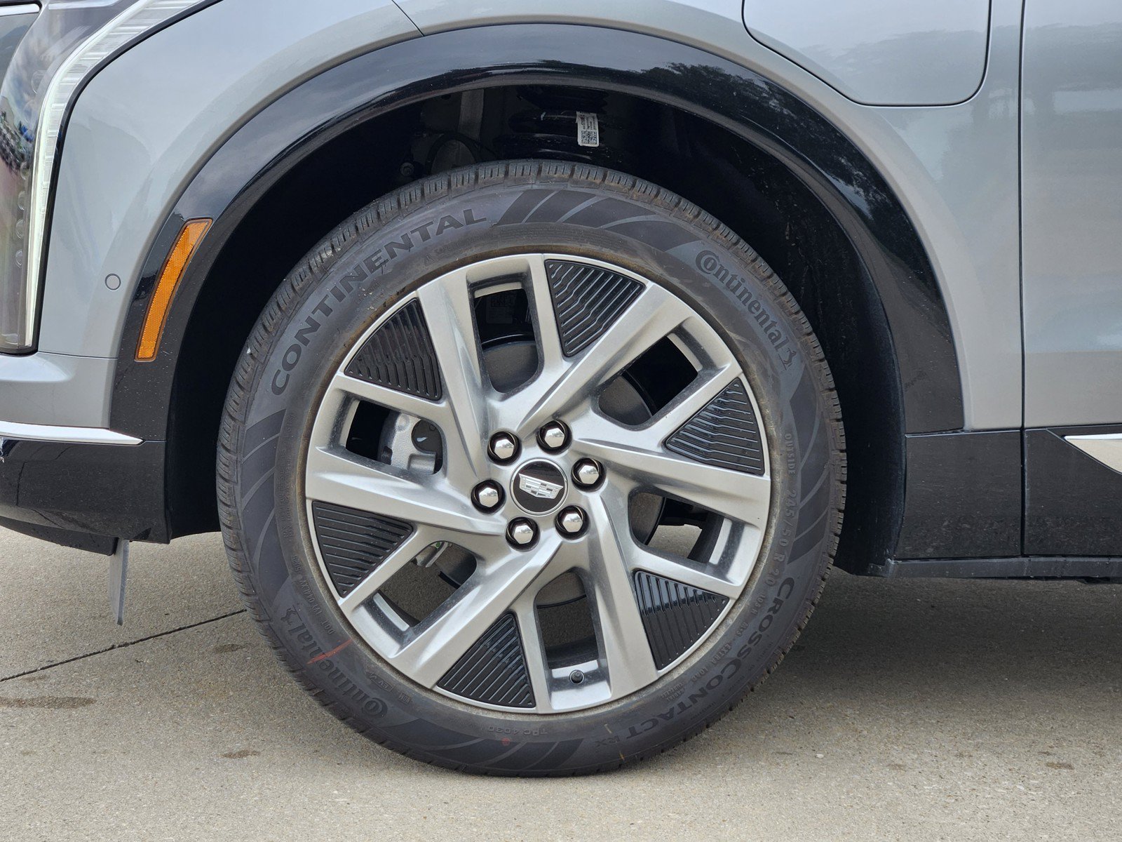 New 2026 Cadillac Optiq Luxury 1 RWD image 7