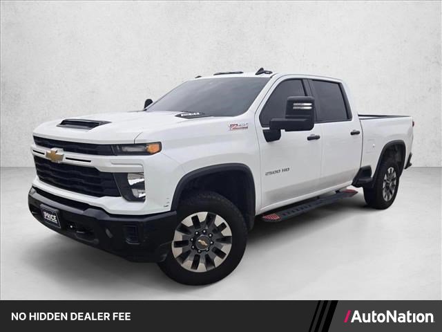 Used 2025 Chevrolet Silverado 2500 Custom w/ Custom Value Package AWD/4WD image 1