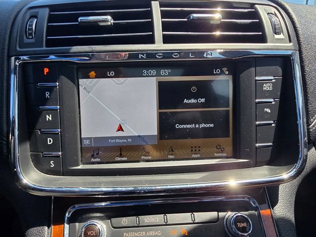 Used 2017 Lincoln Continental Reserve w/ Climate Package AWD/4WD image 18