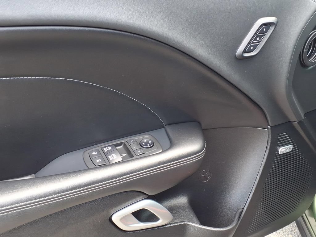 Used 2021 Dodge Challenger R/T Scat Pack RWD image 4