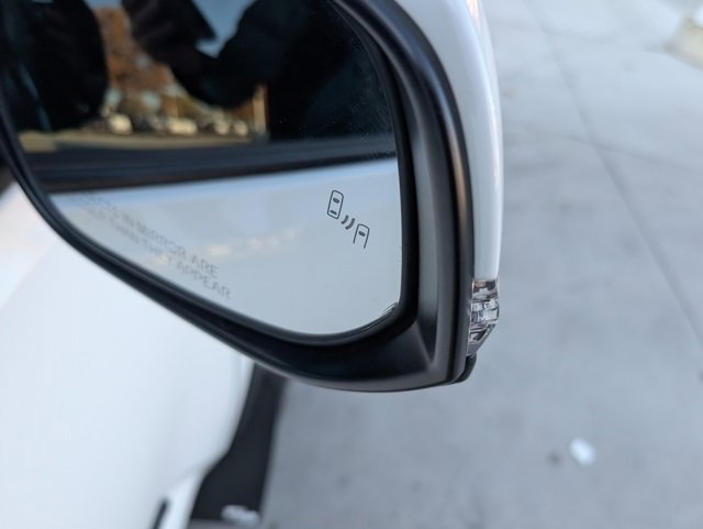 Used 2023 Toyota Tacoma TRD Off-Road image 32