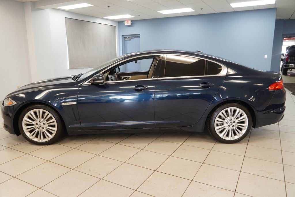 Used 2012 Jaguar XF Portfolio image 2