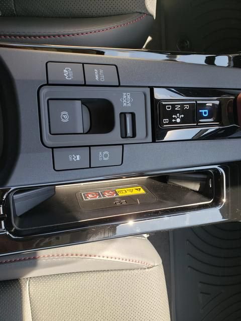 New 2026 Toyota Prius Plug-In Hybrid FWD image 18