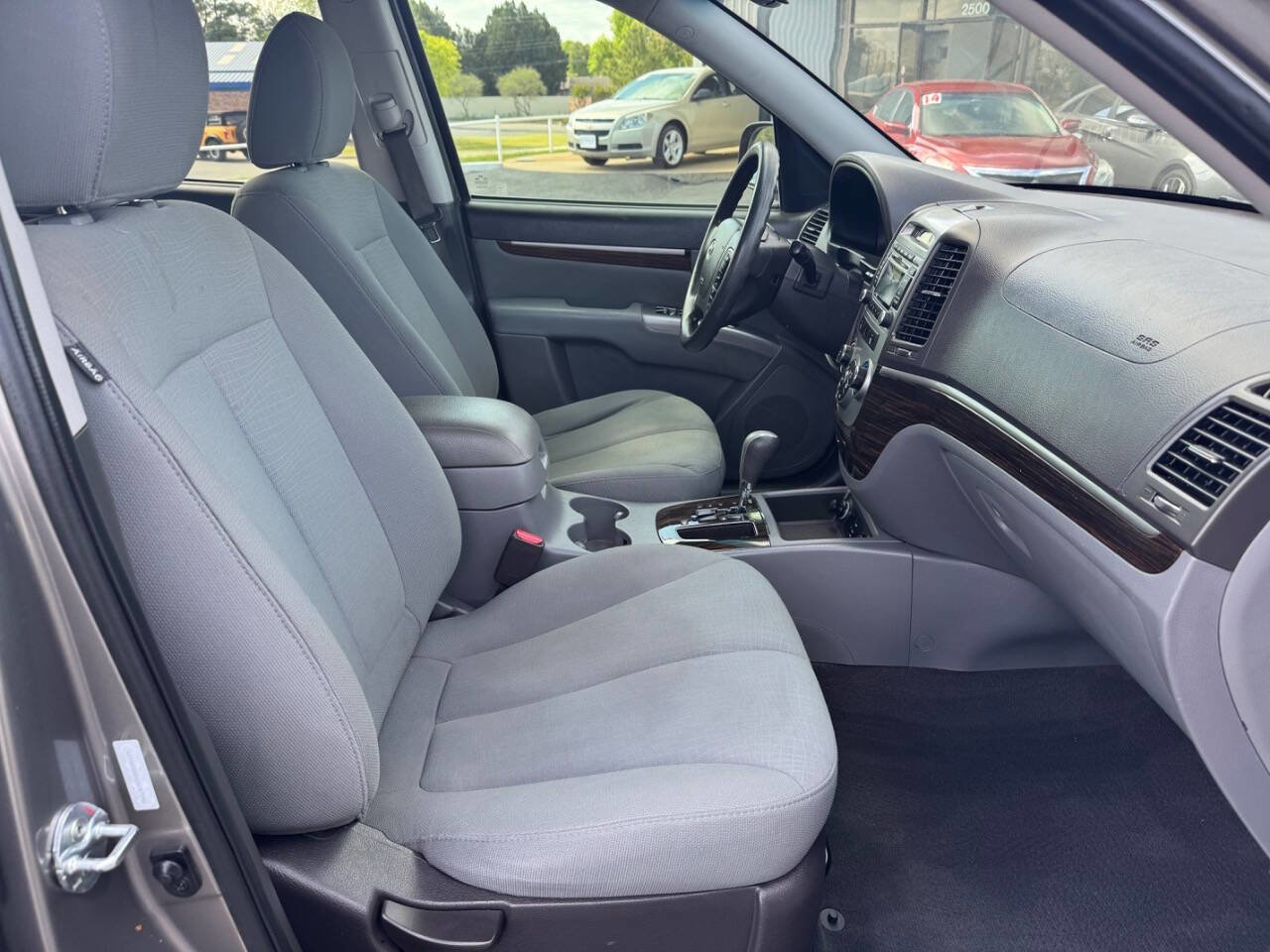Used 2012 Hyundai Santa Fe GLS image 20