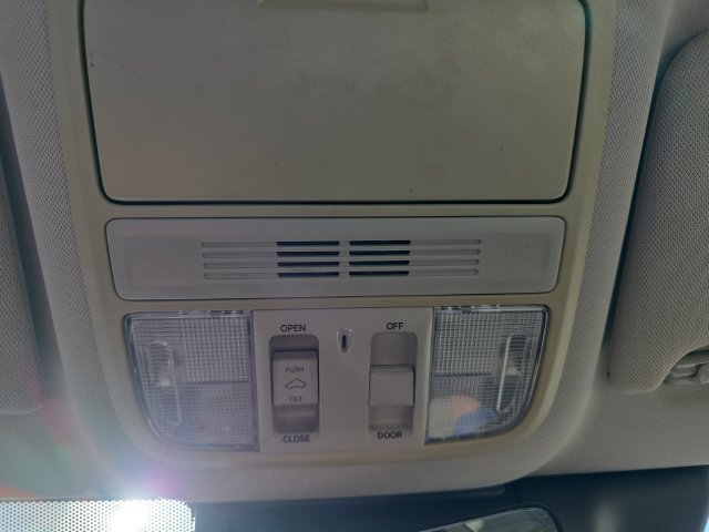 Used 2018 Honda Accord EX-L image 31