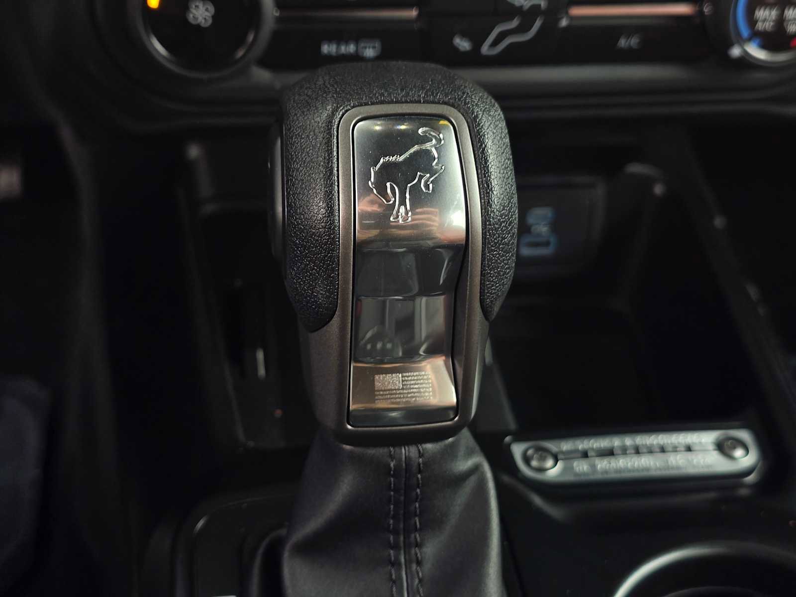 Used 2025 Ford Bronco Base image 33