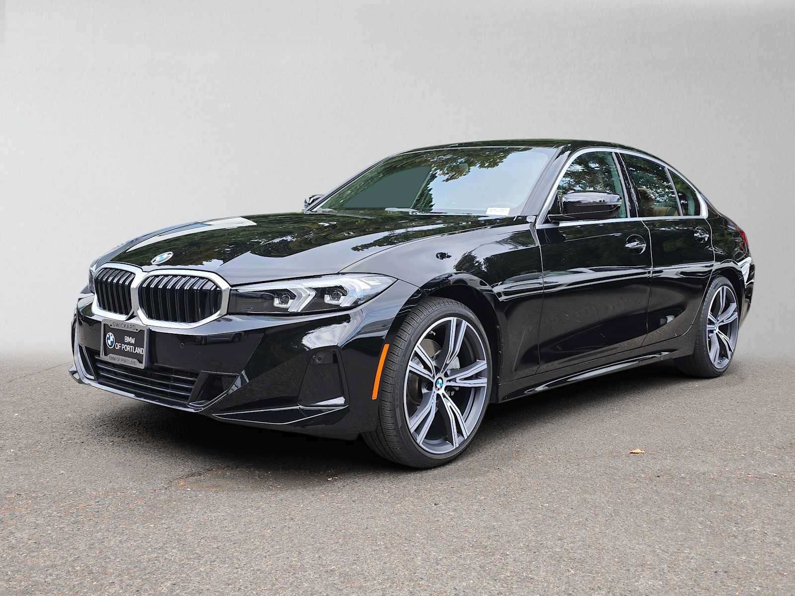 Used 2024 BMW 330i xDrive Sedan w/ Convenience Package AWD/4WD image 7