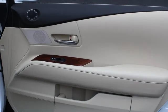 Used 2013 Lexus RX 350 F Sport image 32
