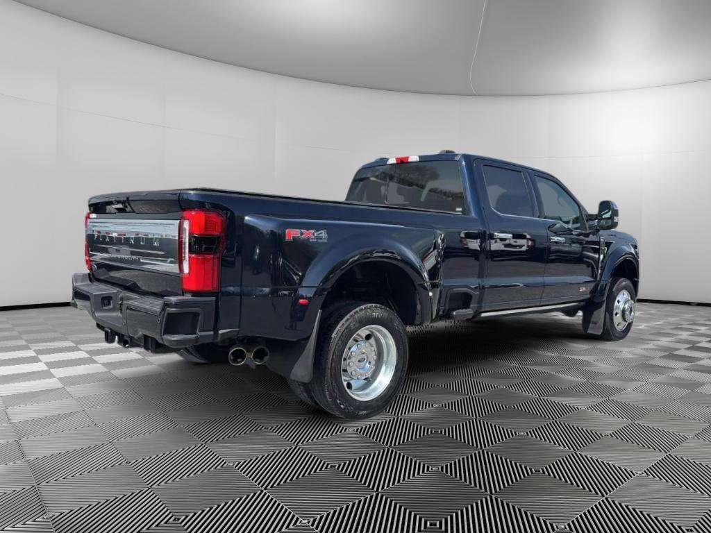 Used 2024 Ford F450 Platinum w/ FX4 Off-Road Package image 4