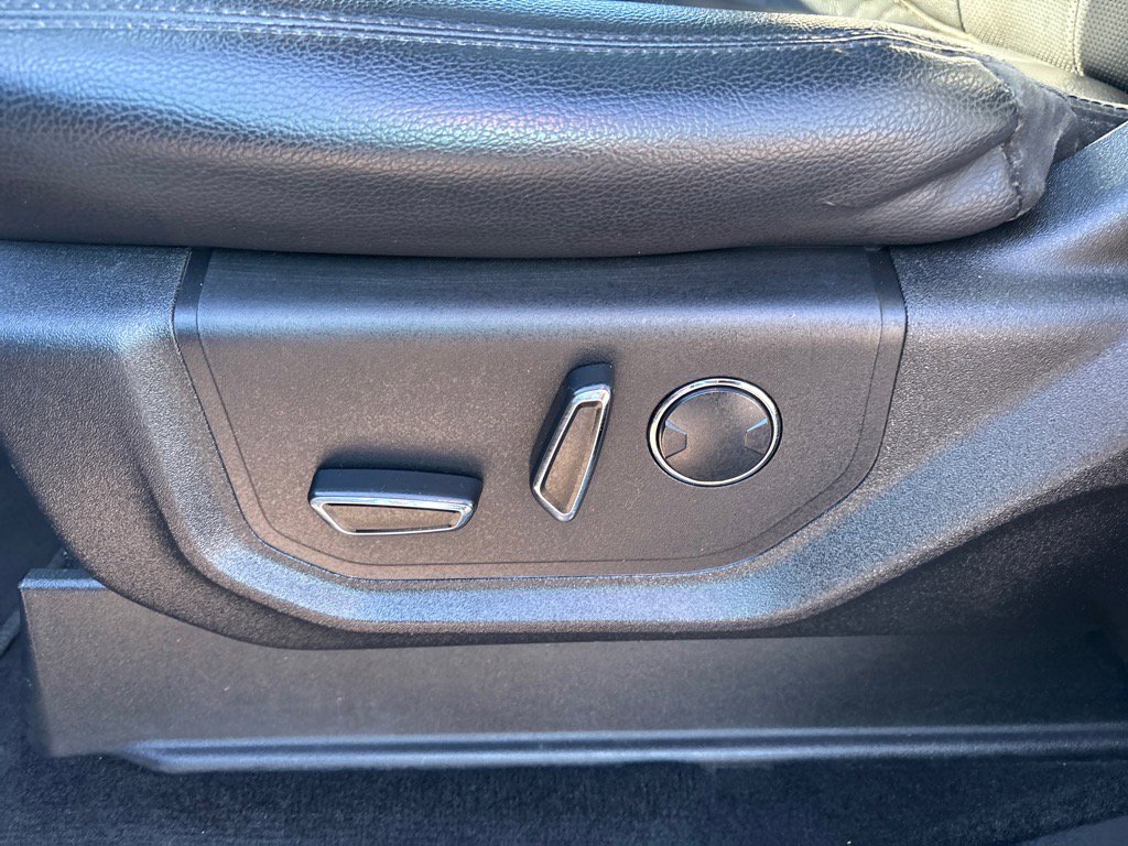 Used 2018 Ford Expedition Max XLT w/ Equipment Group 201A image 13