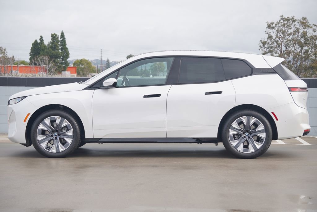 New 2026 BMW iX xDrive45 w/ Executive Package image 4