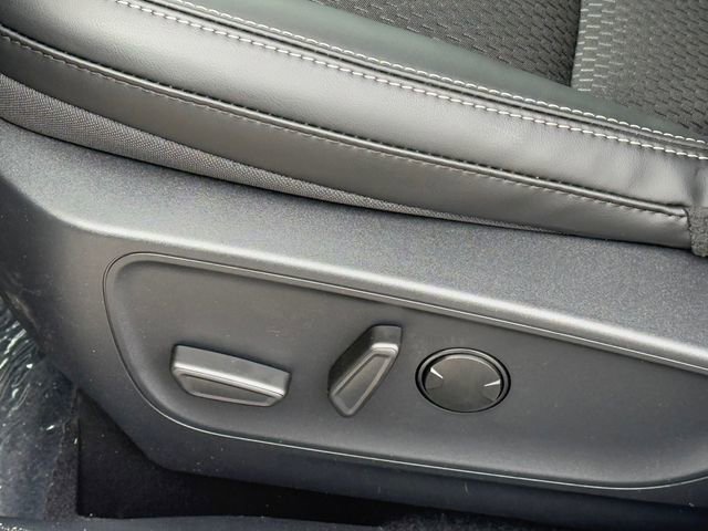 New 2026 Ford Escape SE FWD image 9