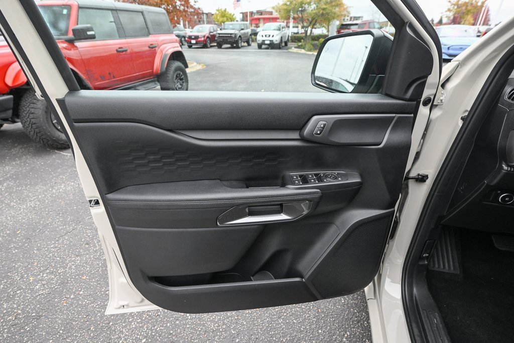 New 2025 Ford Ranger XLT w/ Black Appearance Package image 16