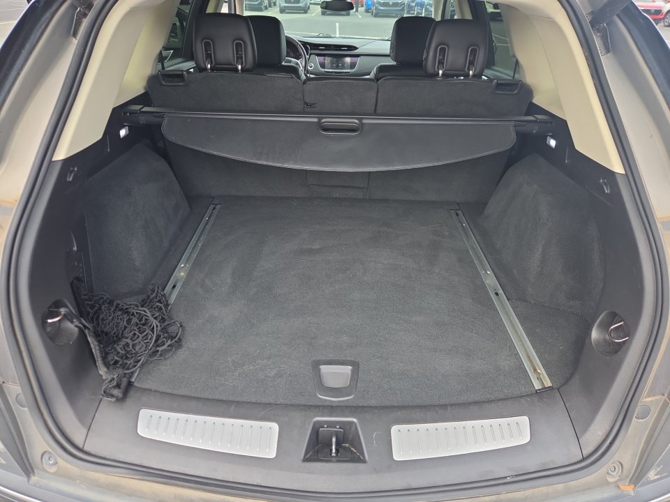 Used 2018 Cadillac XT5 Premium Luxury AWD/4WD image 19