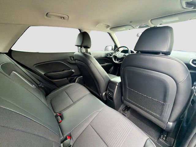 Certified 2024 Hyundai Venue Limited FWD image 25