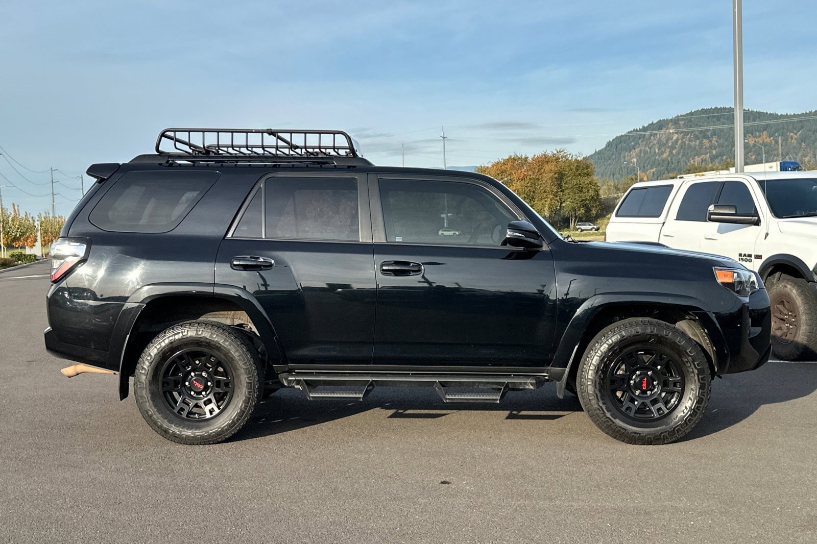 Used 2021 Toyota 4Runner Venture image 2
