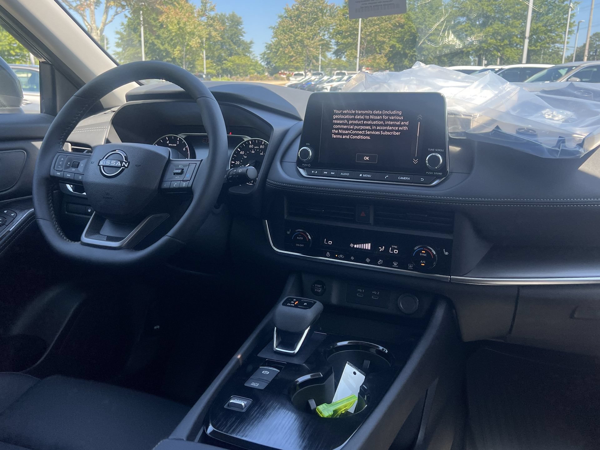New 2026 Nissan Rogue Dark Armor FWD image 3