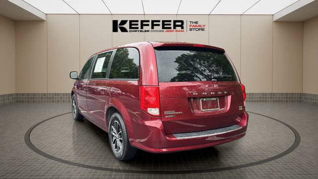 Used 2019 Dodge Grand Caravan GT FWD image 3