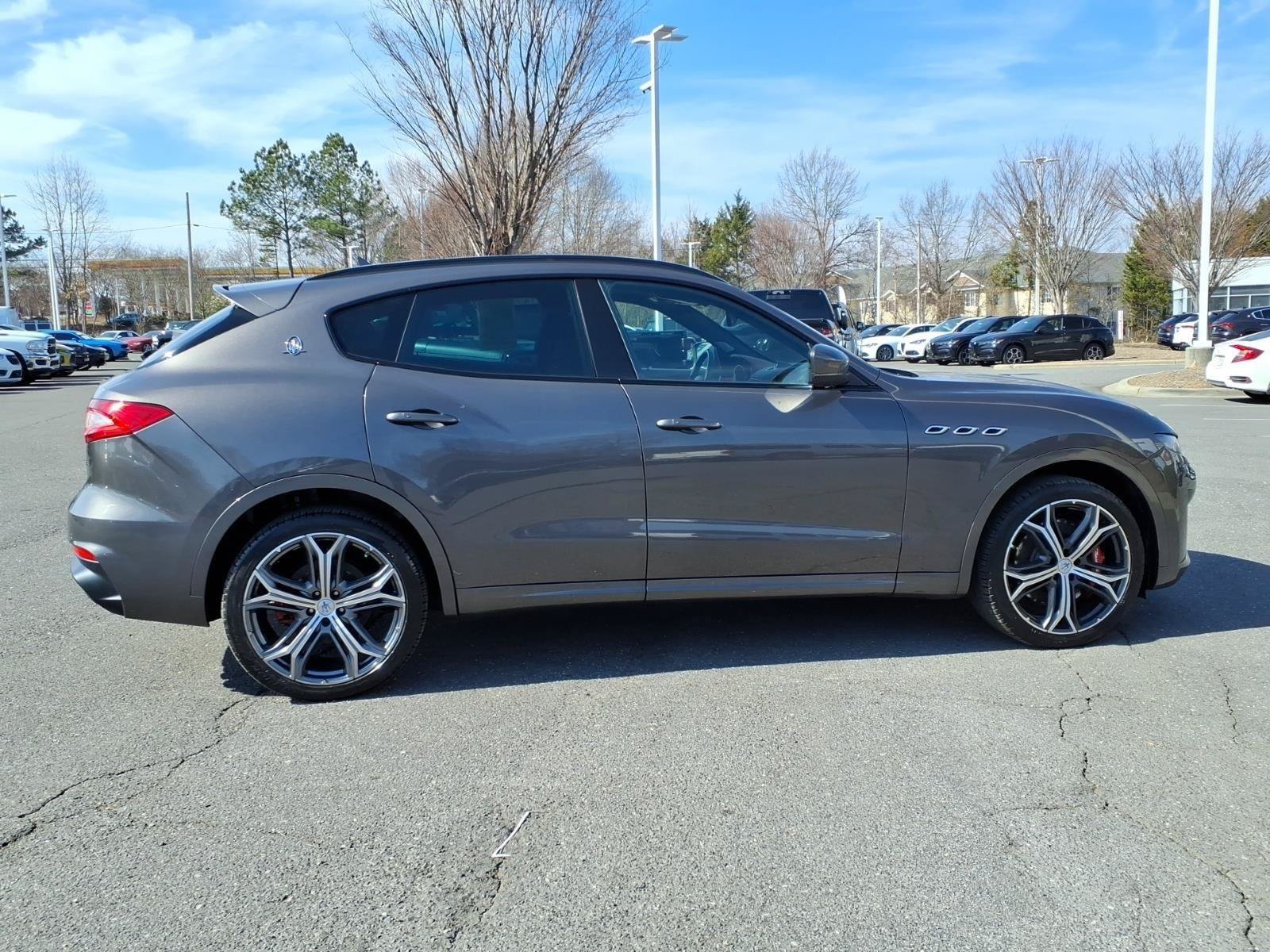 Used 2019 Maserati Levante GTS AWD/4WD image 11