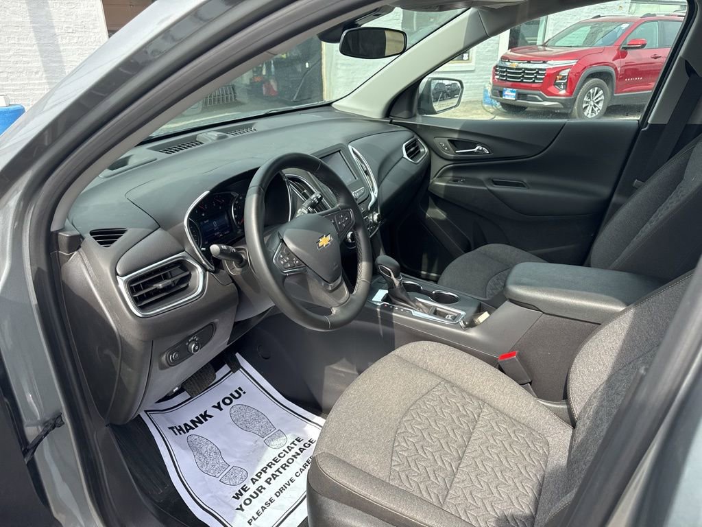 Used 2024 Chevrolet Equinox LT FWD image 17