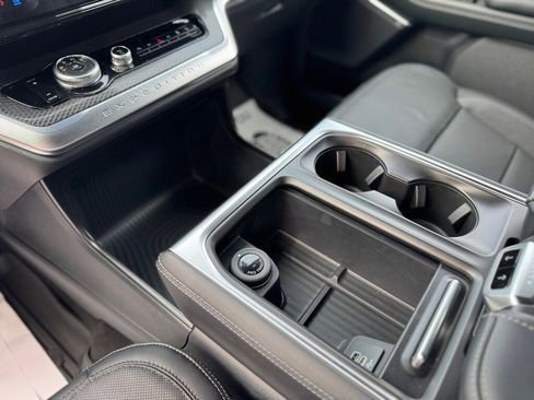 New 2026 Ford Expedition Max Platinum image 18