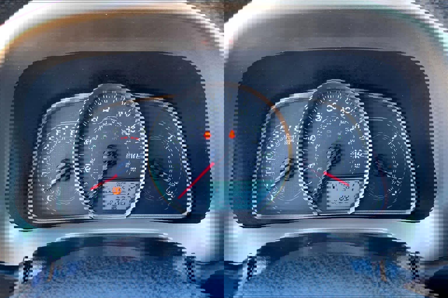 Used 2015 Toyota RAV4 LE image 21