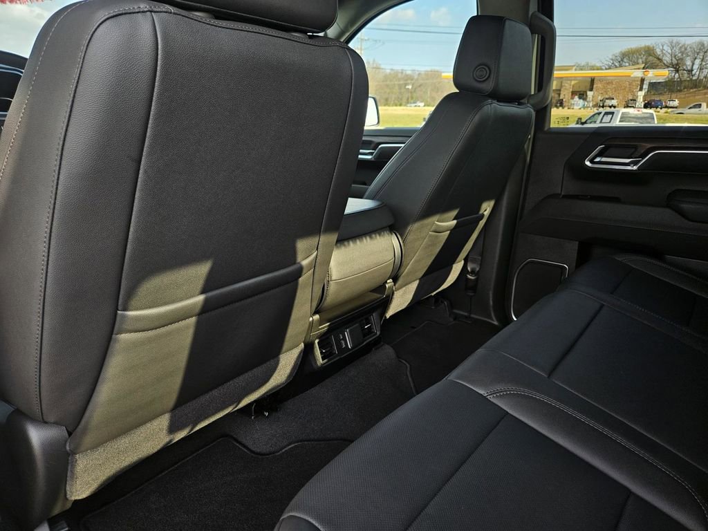 Used 2025 GMC Sierra 1500 SLT image 29