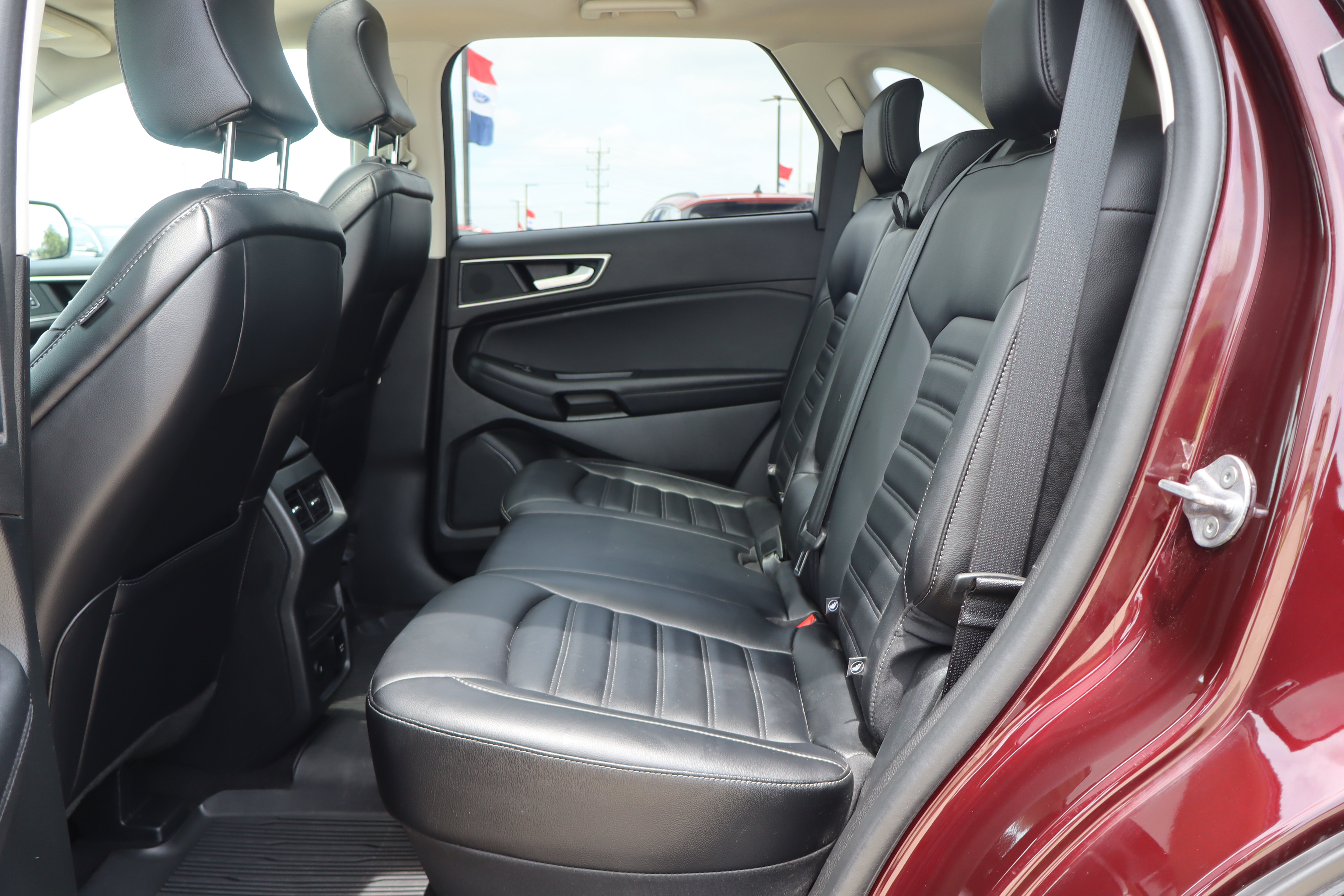 Used 2024 Ford Edge SEL w/ Convenience Package AWD/4WD image 10