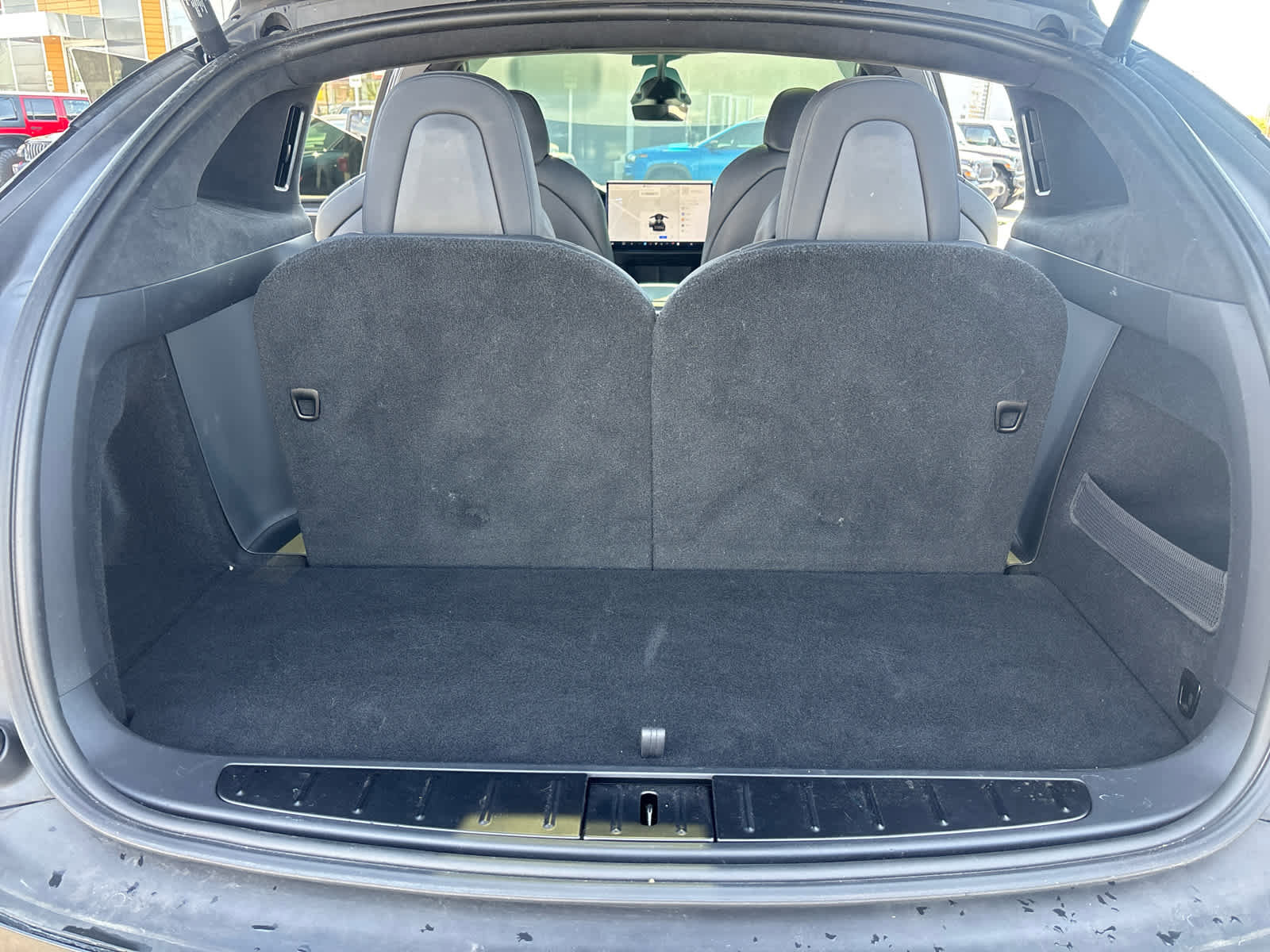 Used 2022 Tesla Model X Plaid image 34